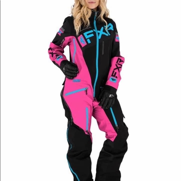 ISO (size 4) - not selling - Picture 3 of 5